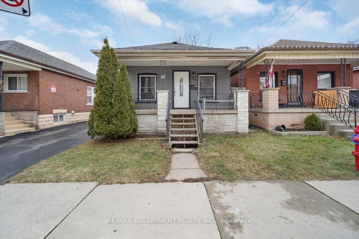 106 Lottridge Street — photo 1