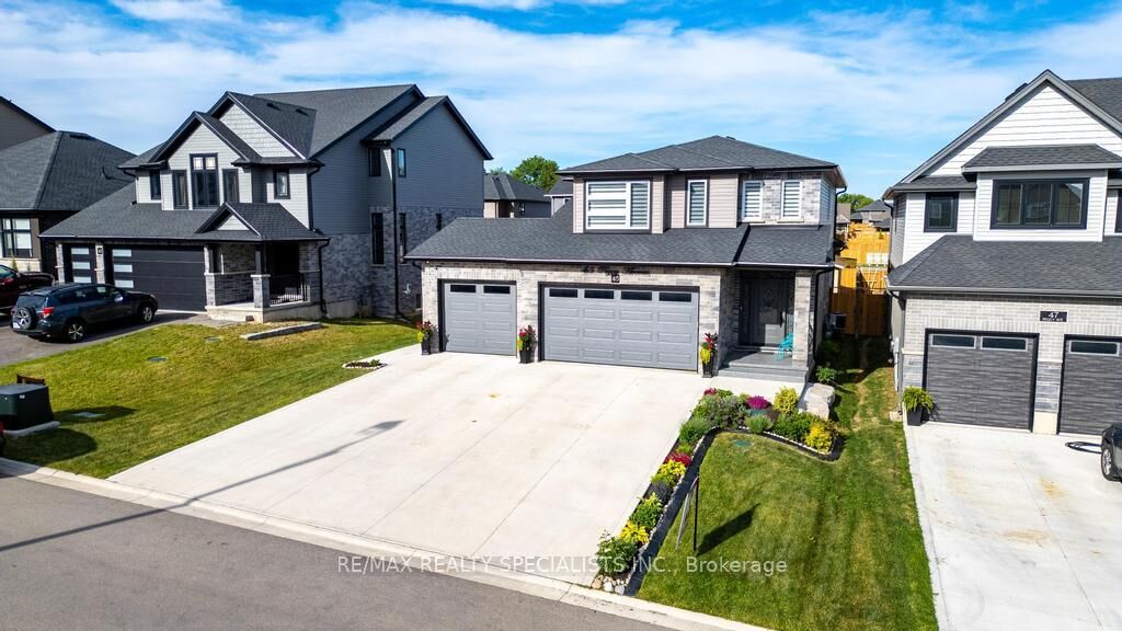 Property Photo: 45 Peggy Avenue ON N0J 1N0