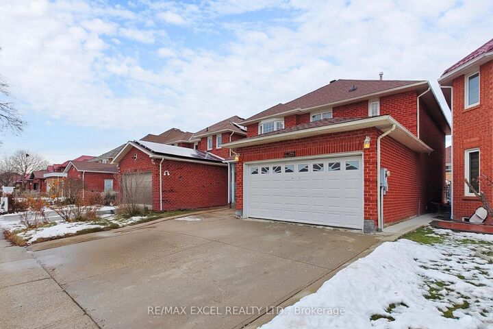 4388 Guildwood Way — photo 1