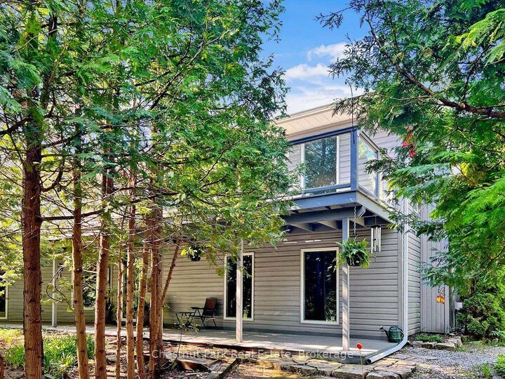 Property Photo: 134 Lakewood Drive ON N0H 1J0
