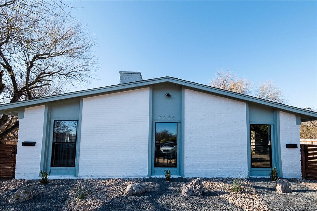 Property Photo:  4900 Hawk Cove B  TX 78745 
