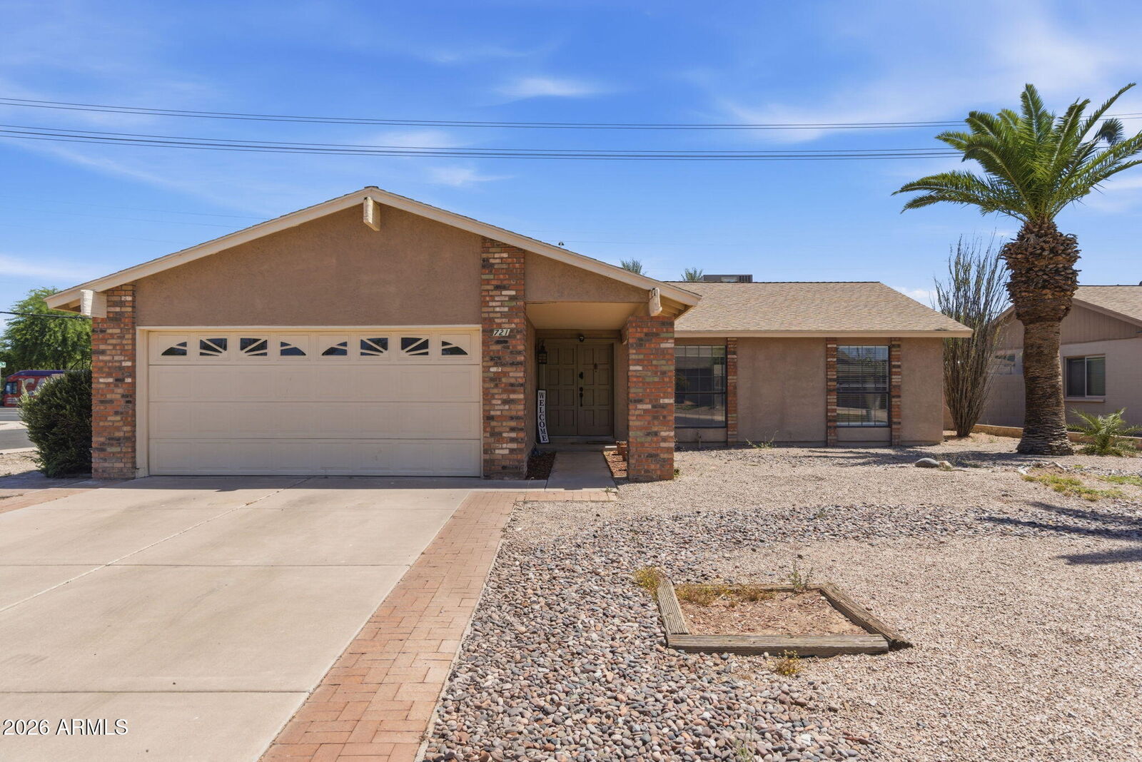 Property Photo:  721 E Brentrup Drive  AZ 85283 