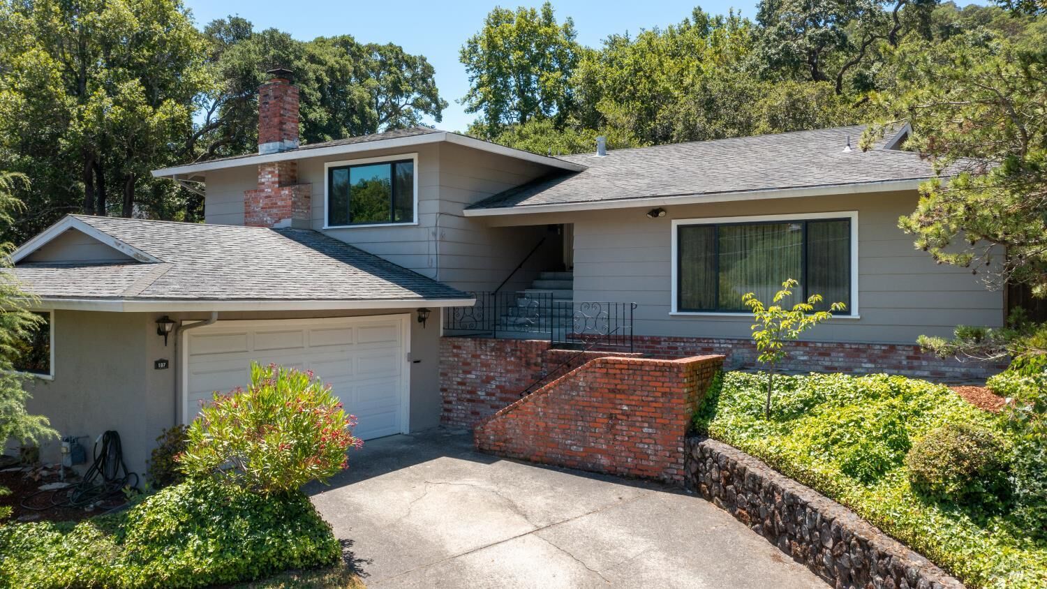 Property Photo: 107 Rollingwood Drive CA 94901