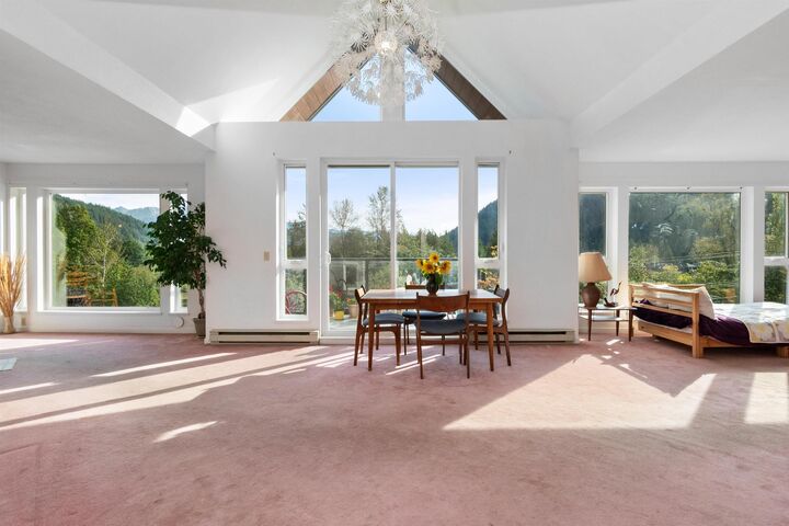 Property Photo: 378 Esplanade Avenue 317 BC V0M 1K0