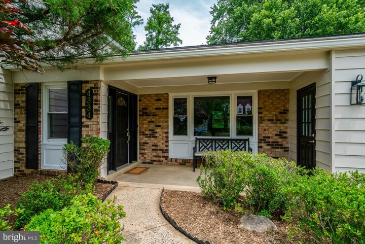 Property Photo:  4334 Stream Bed Way  VA 22306 