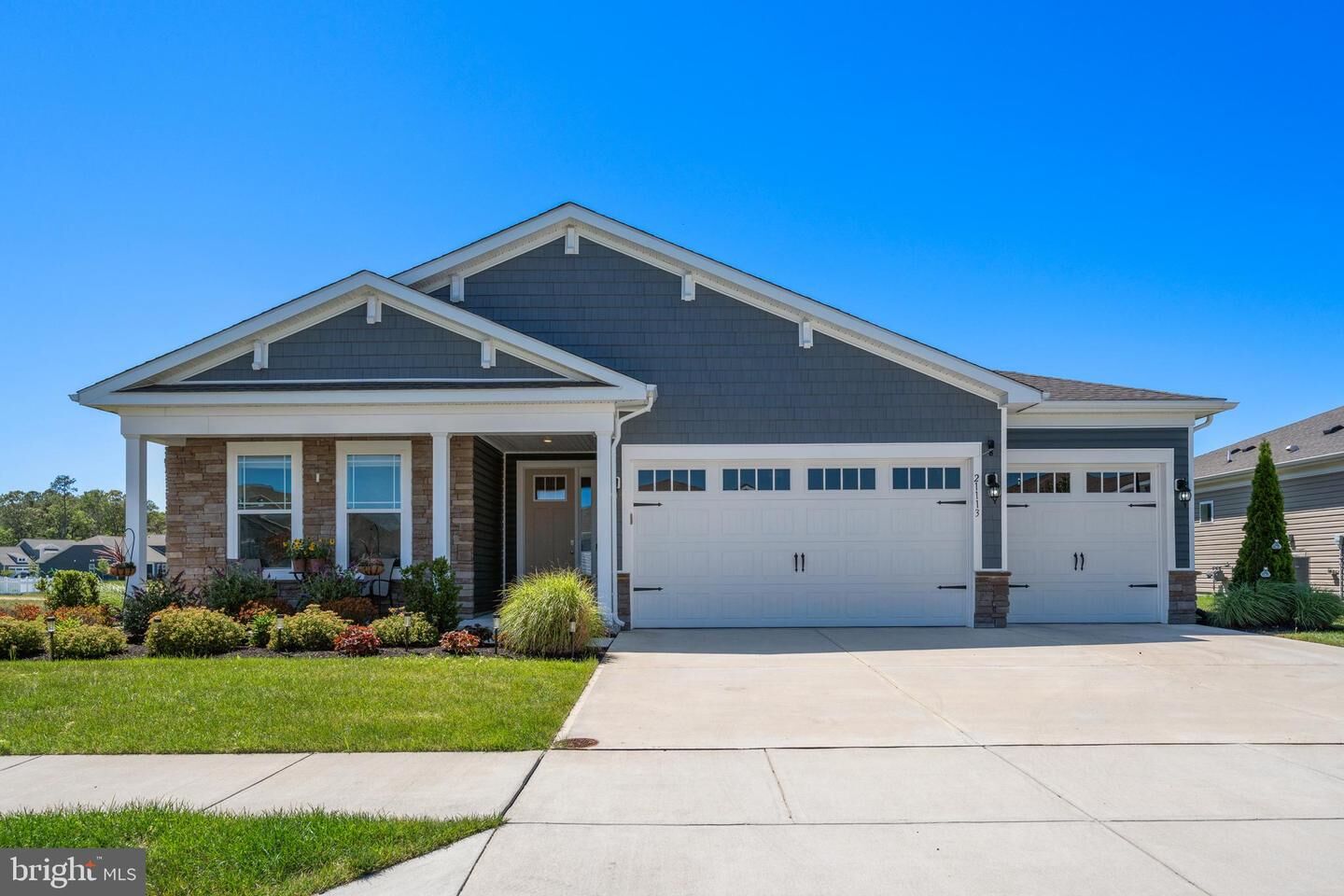 Property Photo: 21113 Hyacinth Road DE 19958