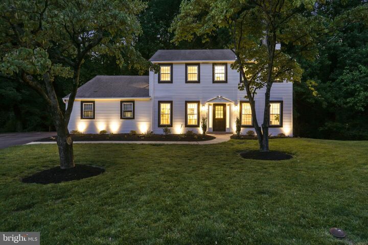 Property Photo: 688 Meadowbrook Lane PA 19063