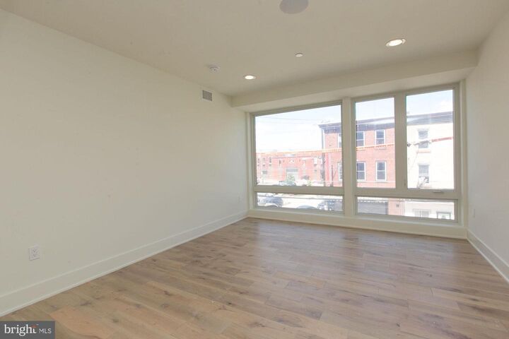 Property Photo: 2431 Frankford Avenue 35 12 PA 19125
