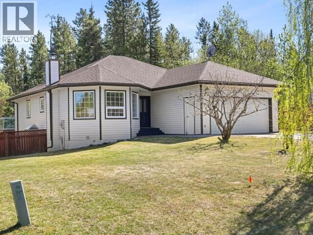 Property Photo:  34 Thompson Road  YT Y1A 0C4 