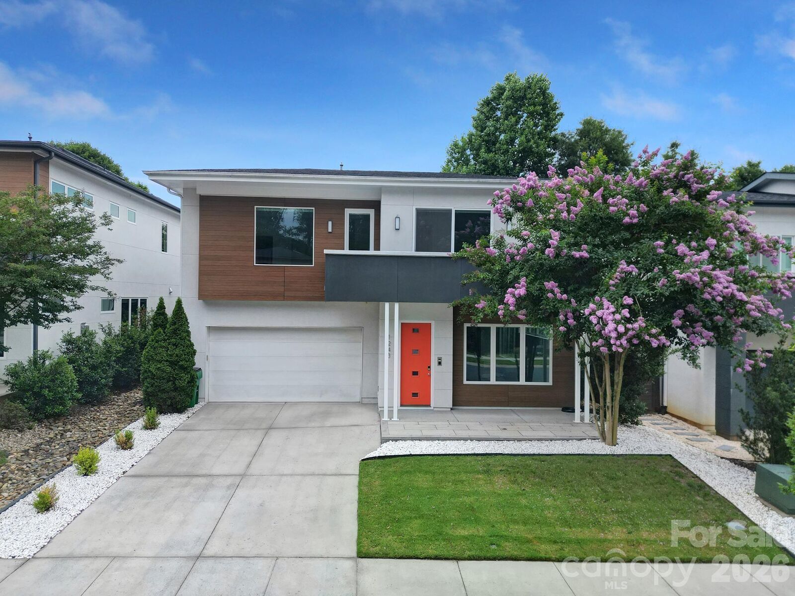 Property Photo:  1243 Realta Drive  NC 28211 