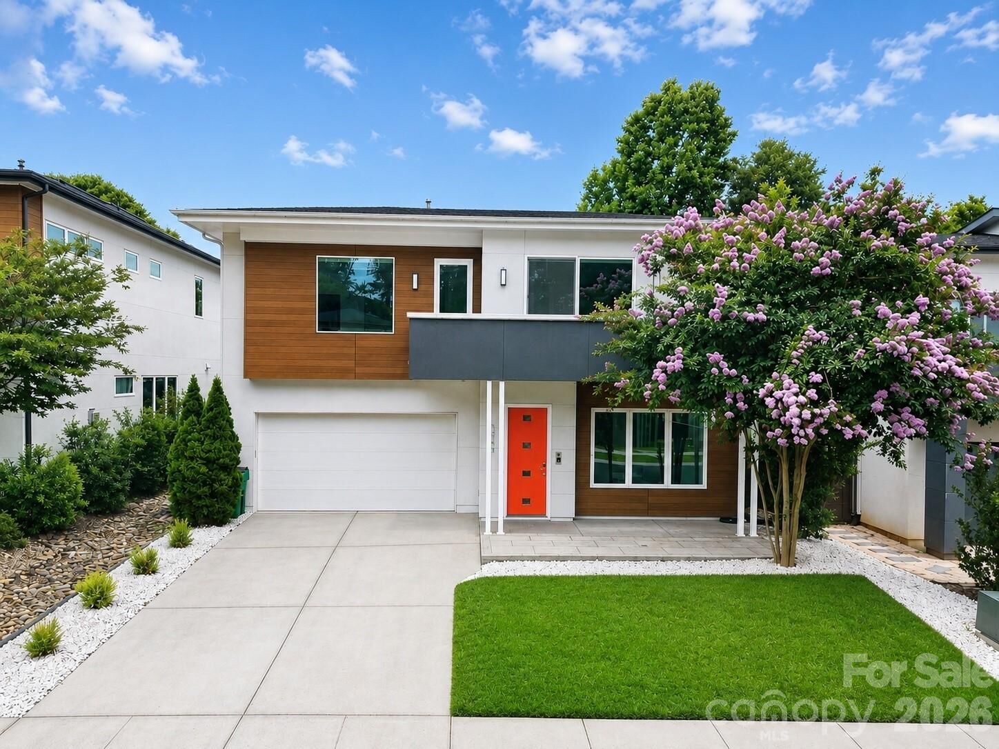 Property Photo:  1243 Realta Drive  NC 28211 