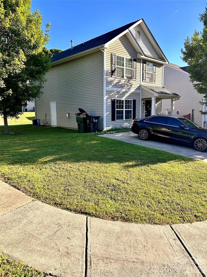 Property Photo:  3125 Osceola Lane  NC 28269 