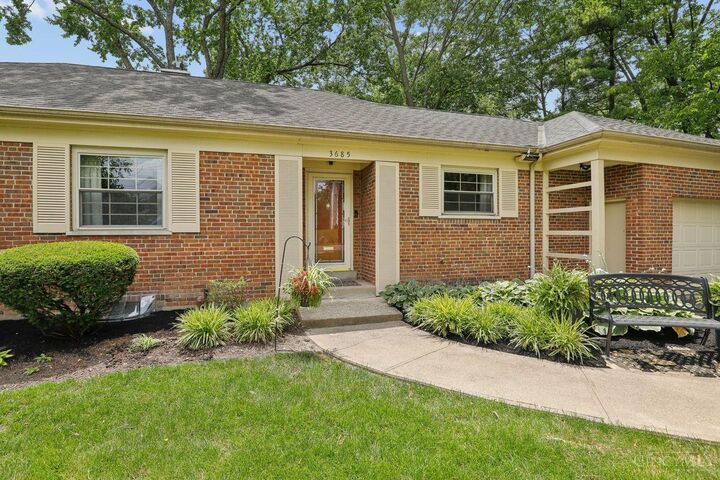 Property Photo:  3685 Davenant Avenue  OH 45213 