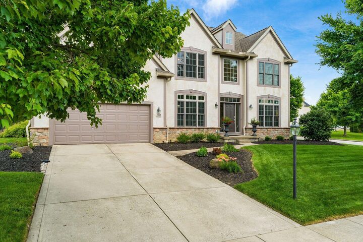Property Photo: 8540 Oakshire Drive OH 43147