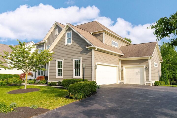 Property Photo: 7049 Firenza Place OH 43016