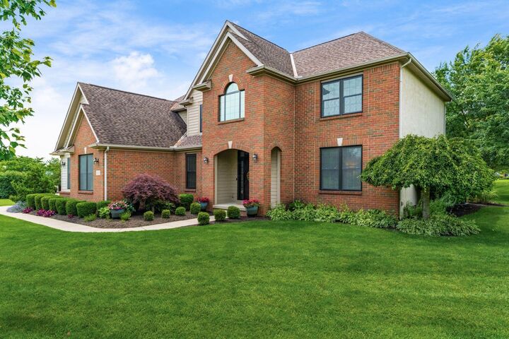 Property Photo: 8322 Meadowmoore Place OH 43147