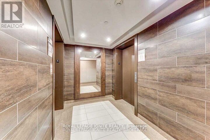 Property Photo: 760 Sheppard Avenue West # 608 ON M3H 0B3