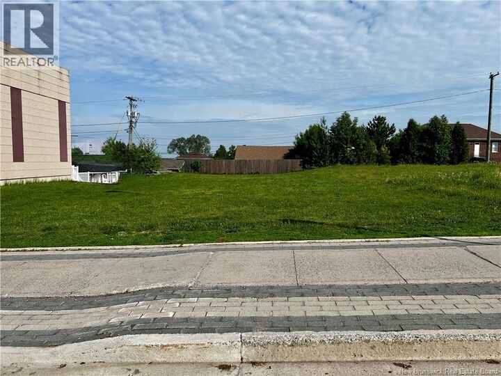 Property Photo:  326 Broadway Boulevard  NB E3Z 2K4 