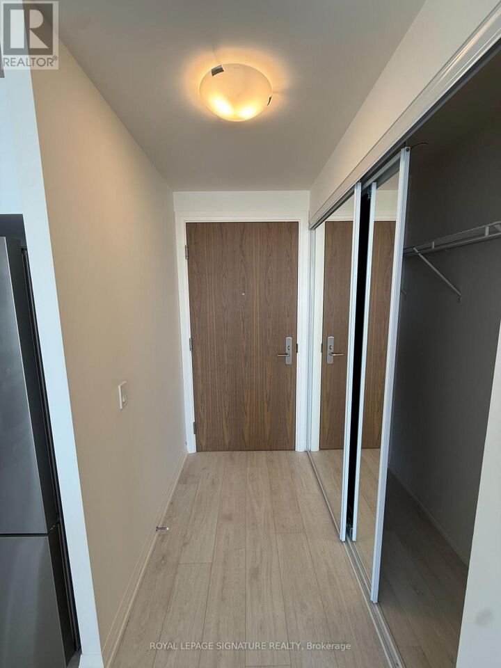 Property Photo: 27 Korda Gate 2308 ON L4K 0P6