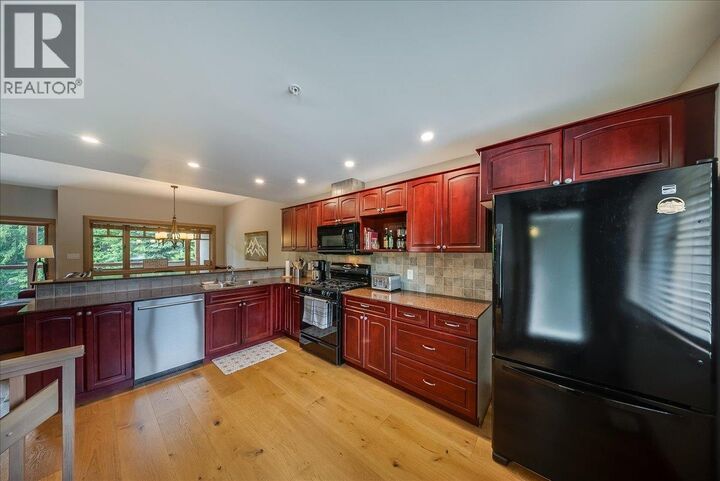 Property Photo:  1003 Mountain View Road  BC V0G 1Y0 