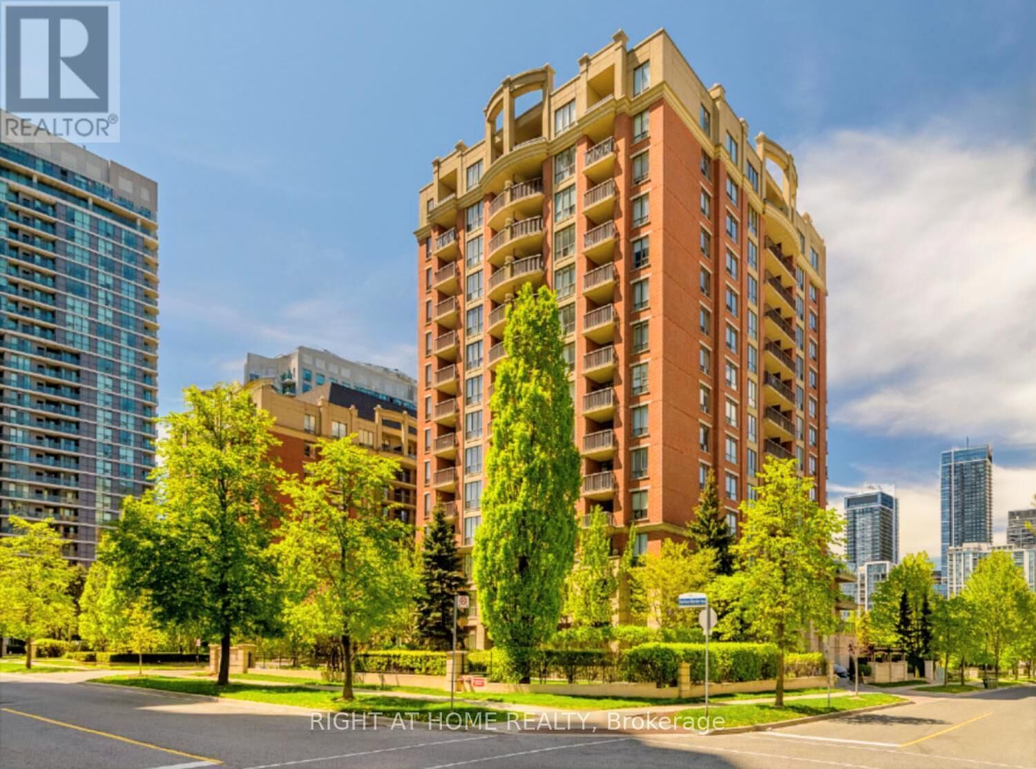 Property Photo:  55 Harrison Garden Boulevard Ph6  ON M2N 7G3 