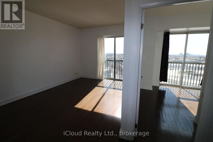 Property Photo: 2737 Keele Street 910 ON M3M 2E9