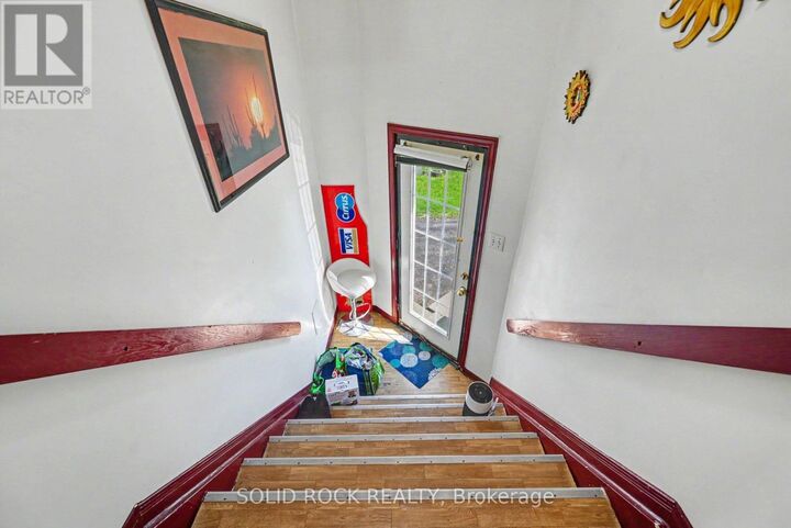 Property Photo: 530 Mario Street ON K6A 3V4