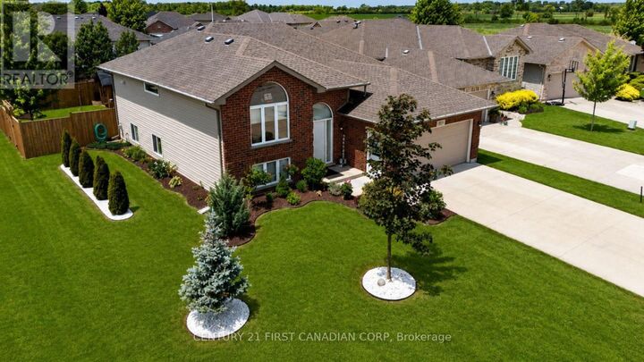 Property Photo: 287 Evergreen Trail ON N0N 1R0