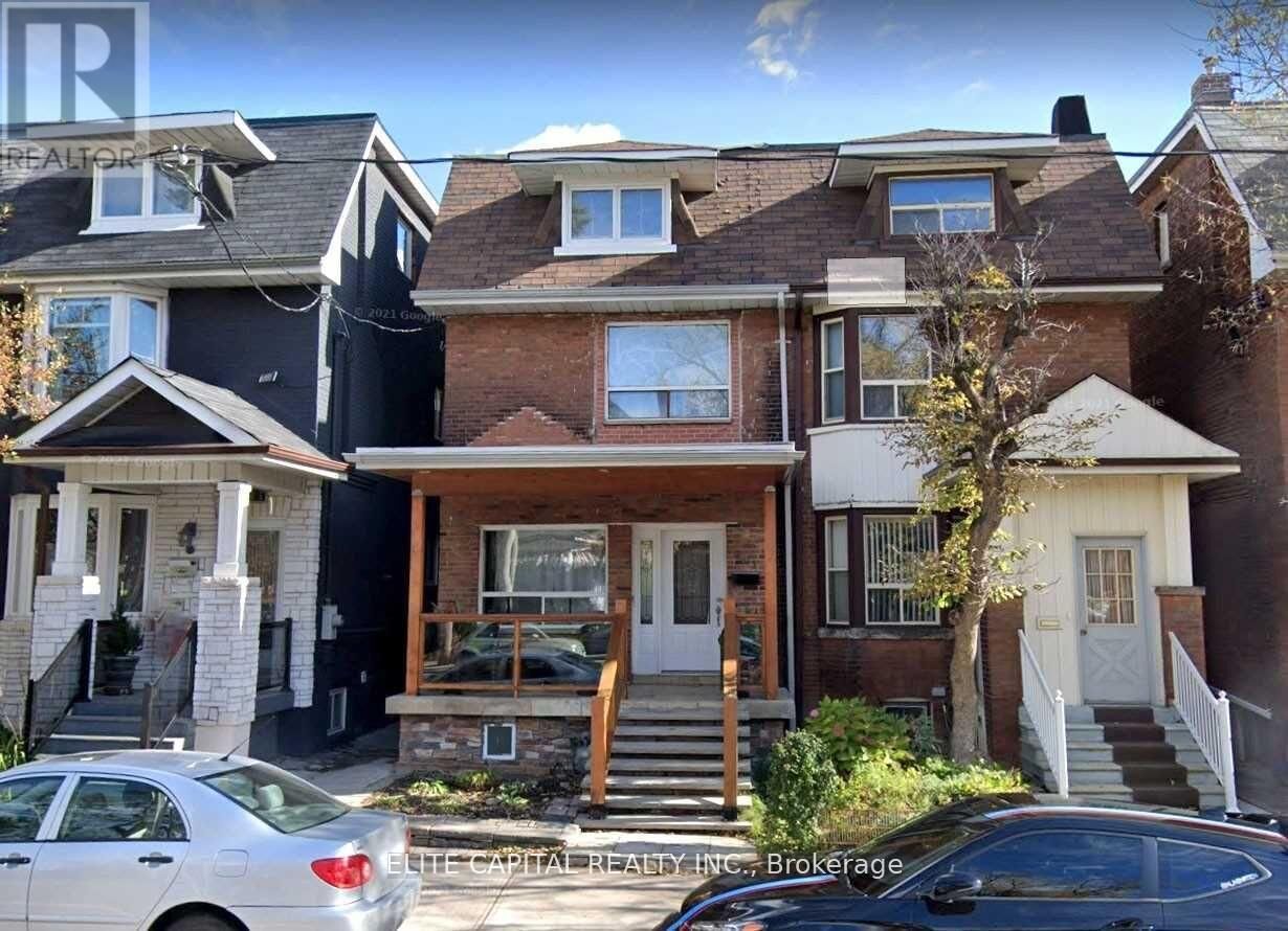 Property Photo:  633 Christie Street Upper  ON M6G 3E6 