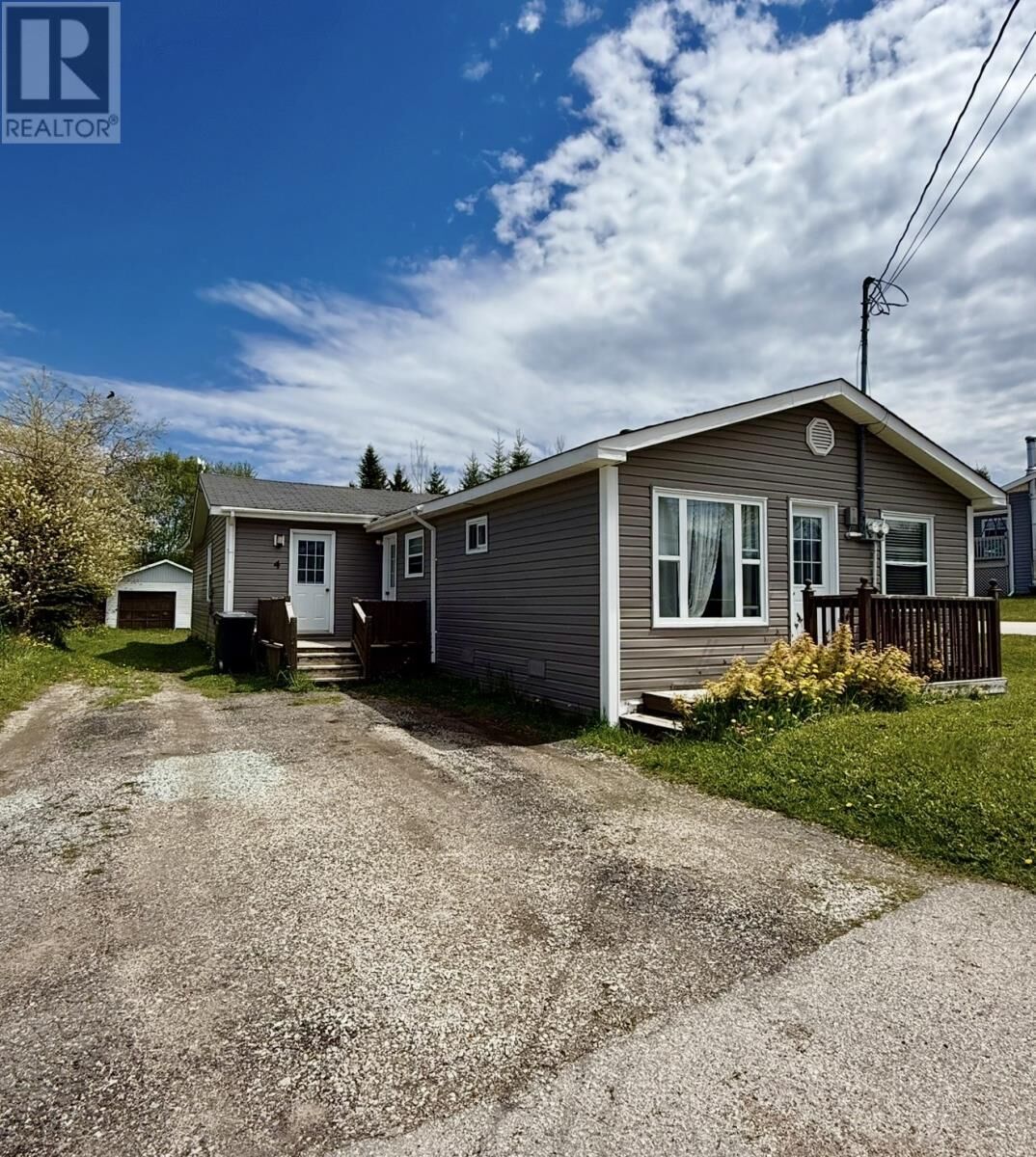 Property Photo:  4 Sixth Avenue  NL A8A 2B5 