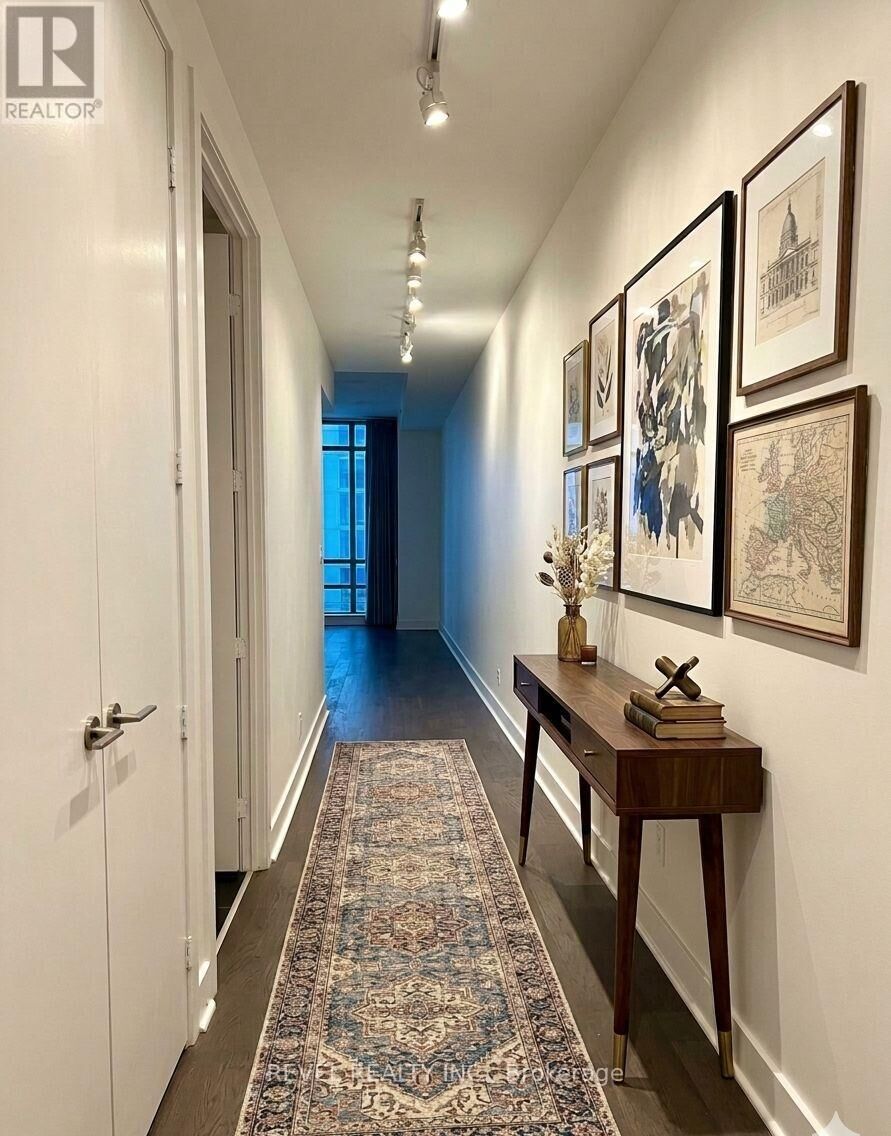 Property Photo:  399 Adelaide Street West 318  ON M5V 1S1 