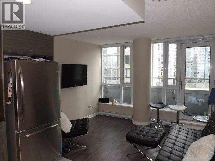 Property Photo:  833 Seymour Street 704  BC V6B 0G4 