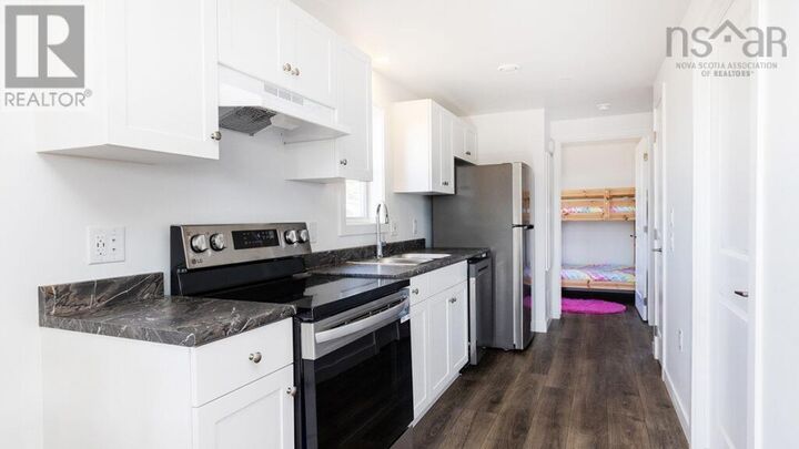 Property Photo: 8 Oakwood Path 18 NS B4H 0B4