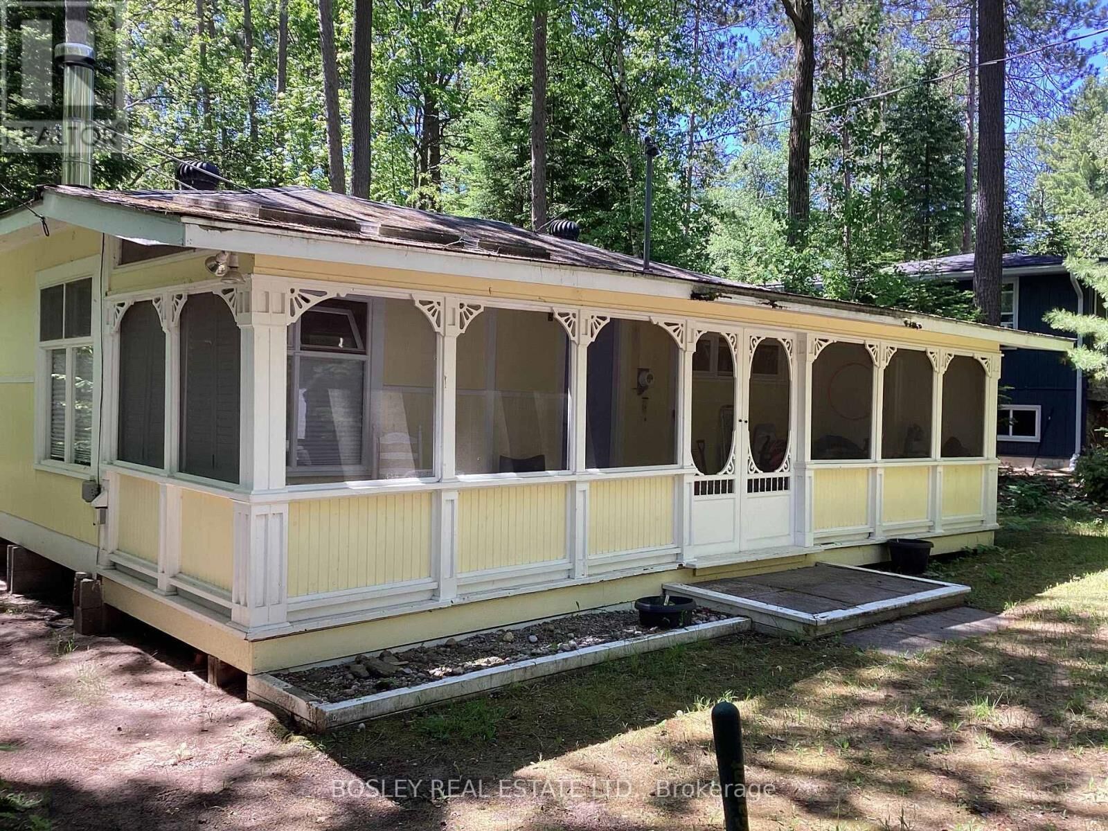 Property Photo:  340 Tiny Beaches Road North  ON L0L 2J0 