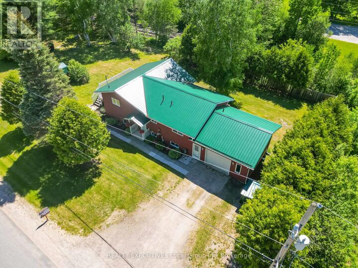 Property Photo: 153 Big Bend Avenue ON P0H 1Z0