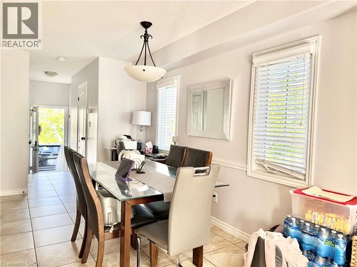 Property Photo: 1333 Countrystone Drive ON N2N 3R9