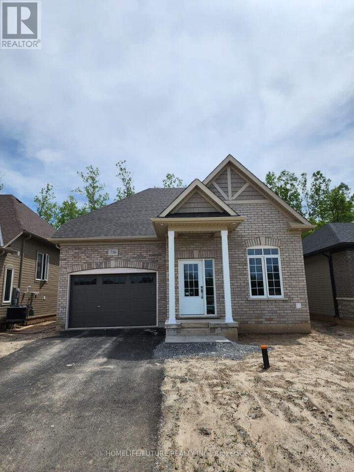 Property Photo:  756 Burwell Street  ON L2A 0E2 