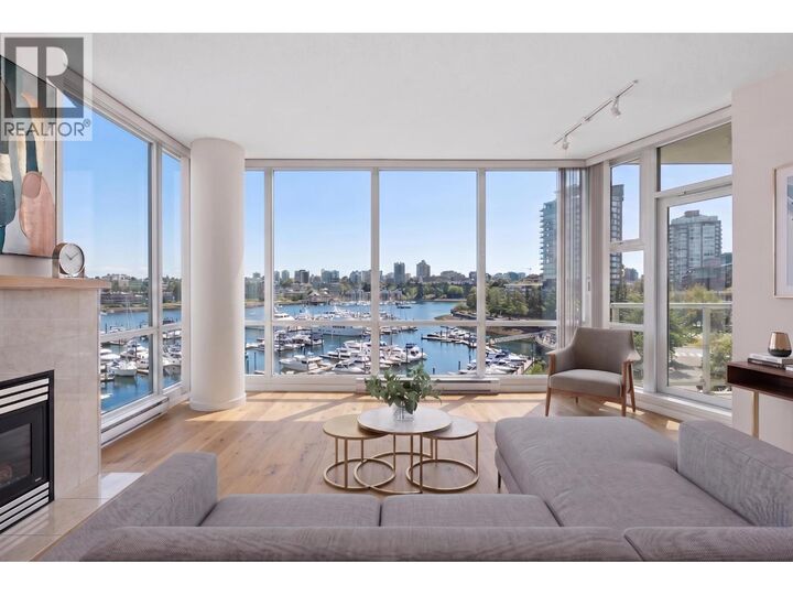 Property Photo:  1099 Marinaside Crescent 501  BC V6Z 2Z3 