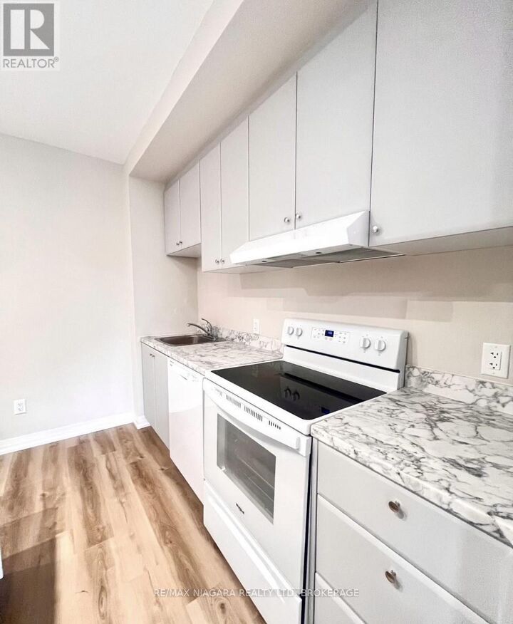 Property Photo: 50 Herrick Avenue 232 ON L2P 2S4