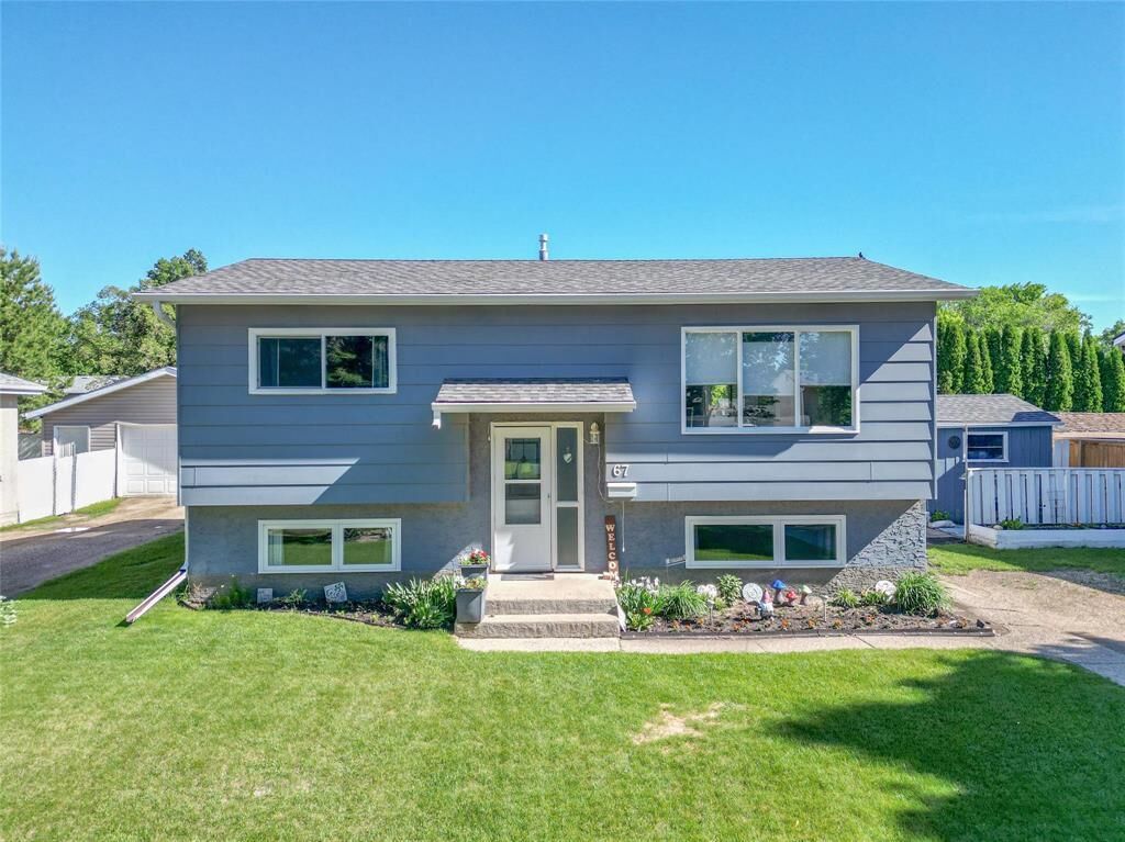 Photo de la propriété:  67 Parkdale Drive  MB R7B 3B8 