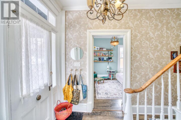 Property Photo: 75 Robert Street ON K7R 2M2