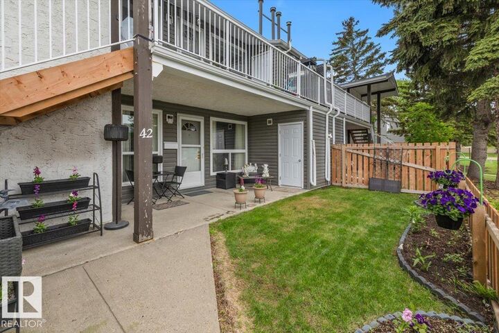 Photo de la propriété: 3111 142 Avenue NW 42 AB T5Y 2H6