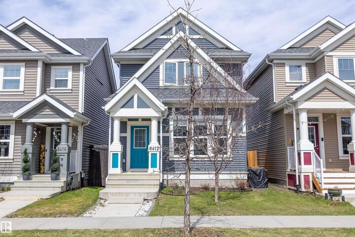 Property Photo:  8412 24 Avenue SW  AB T6X 2G1 