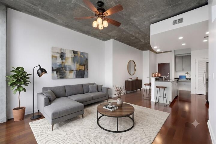 Property Photo:  400 W Peachtree Street NW 2408  GA 30308 