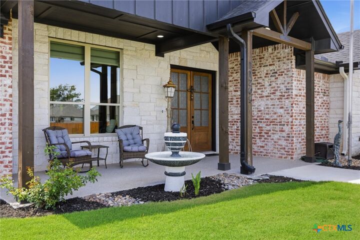 Property Photo:  11205 Golden Eagle Avenue  TX 76571 