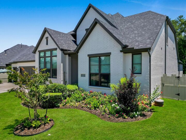 Property Photo:  10095 S Goshawk Trail  TX 77385 