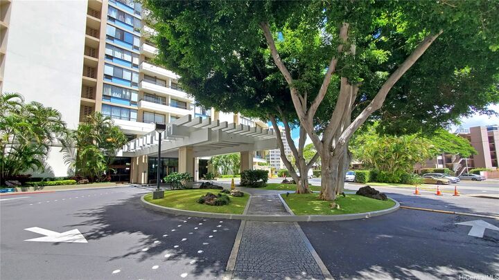 Property Photo: 2333 Kapiolani Boulevard 2102 HI 96826