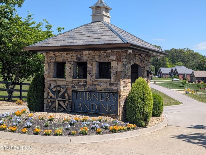 Property Photo:  2046 Turners Landing Rd  TN 37860 