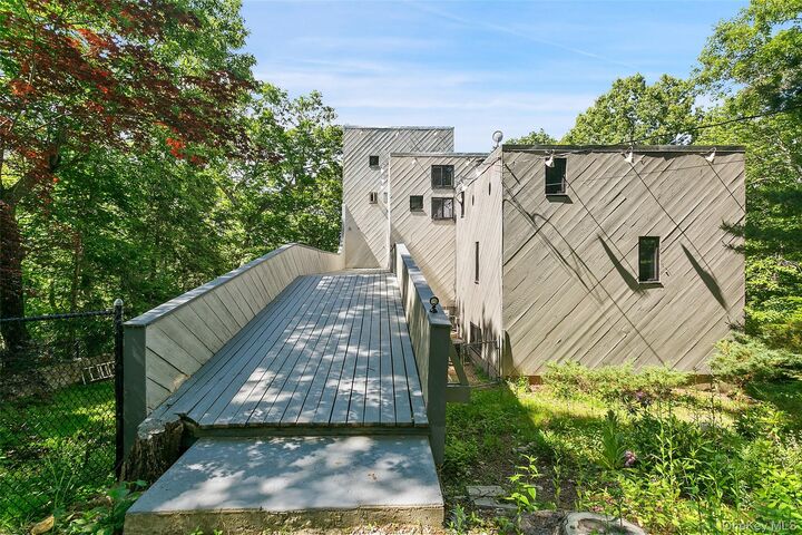Property Photo: 8 Cliff Court NY 10512
