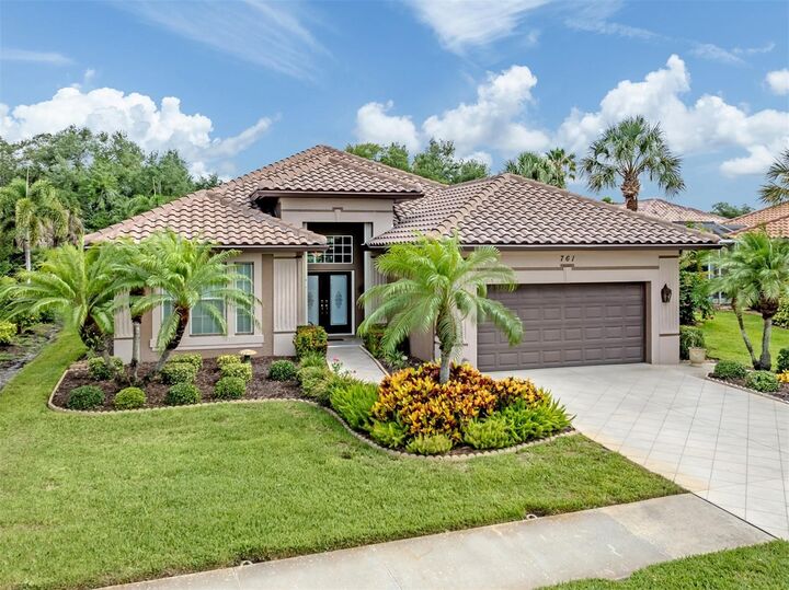 Property Photo: 761 Silk Oak Drive FL 34293